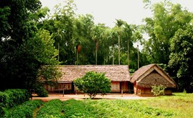 Tour Nghệ An: Cửa Lò - Quê Bác - Ngã Ba Đồng Lộc