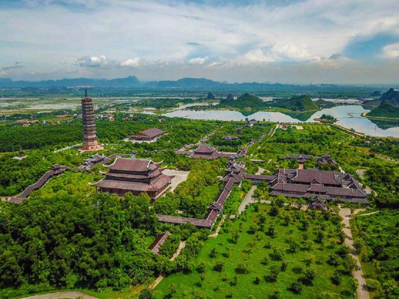 Tour Ninh Bình: Hoa Lư - Tam Cốc - Bái Đính - Tràng An